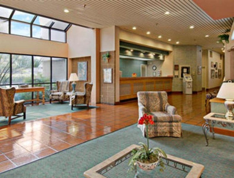 Ramada Columbia/Fort Jackson Area Interior photo
